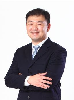 Mr.Narin Niruttinanon